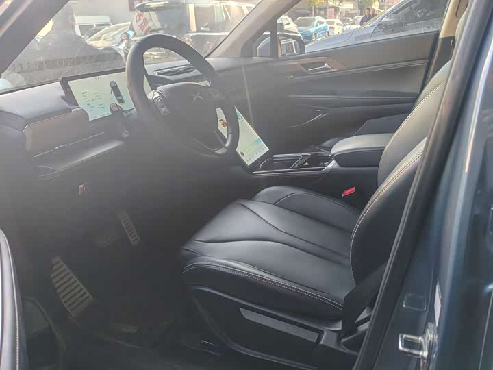 Фото 6 - XPeng P5