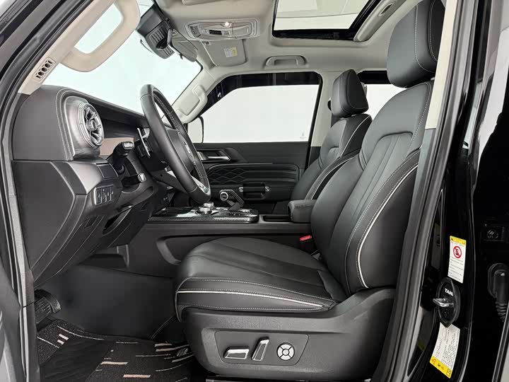 Фото 3 - Tank 300