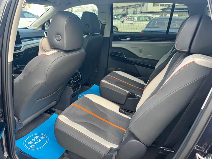 Фото 4 - Volkswagen ID.6 Crozz