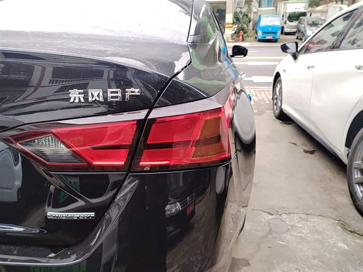 Фото 8 - Nissan Teana