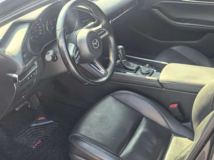 Фото 4 - Mazda 3 (Axela)