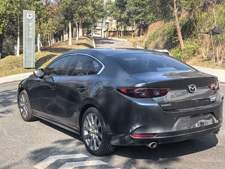 Фото 7 - Mazda 3 (Axela)