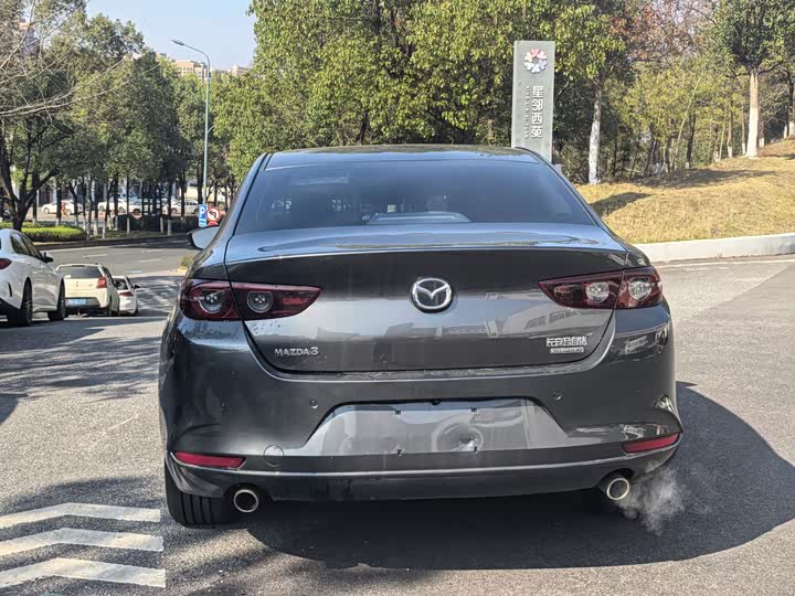 Фото 8 - Mazda 3 (Axela)