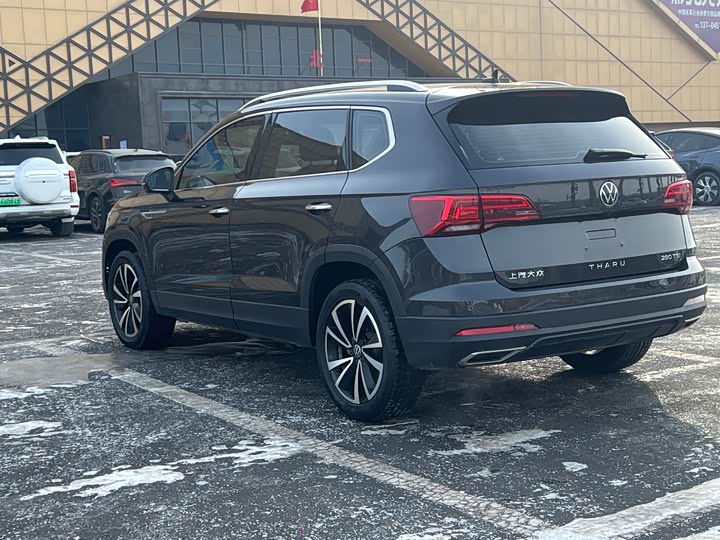 Фото 3 - Volkswagen Tharu