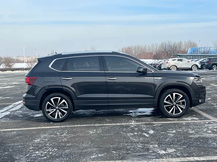 Фото 6 - Volkswagen Tharu