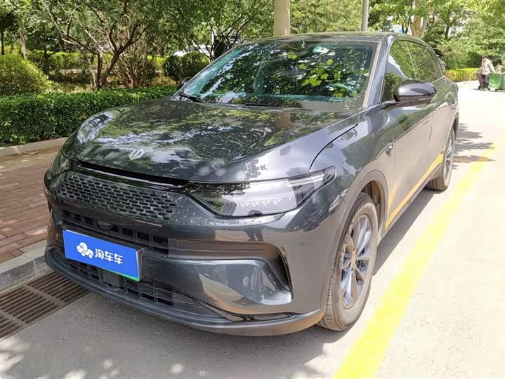 Фото 1 - Leapmotor C11