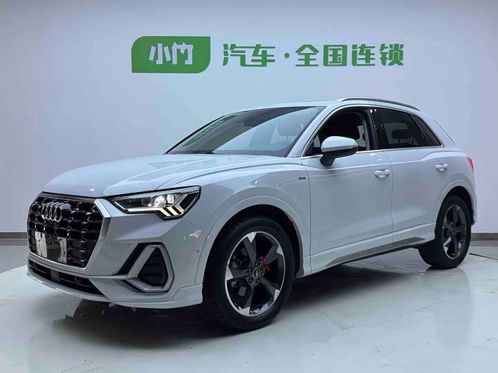 Фото 1 - Audi Q3