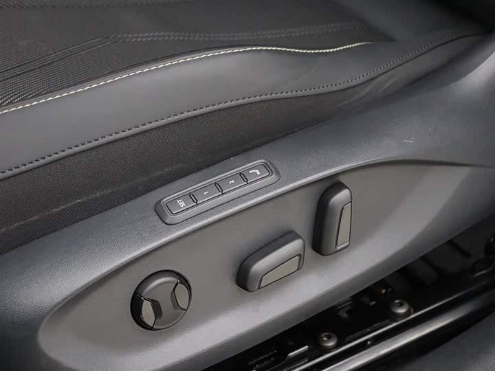 Фото 4 - Volkswagen ID.Unyx