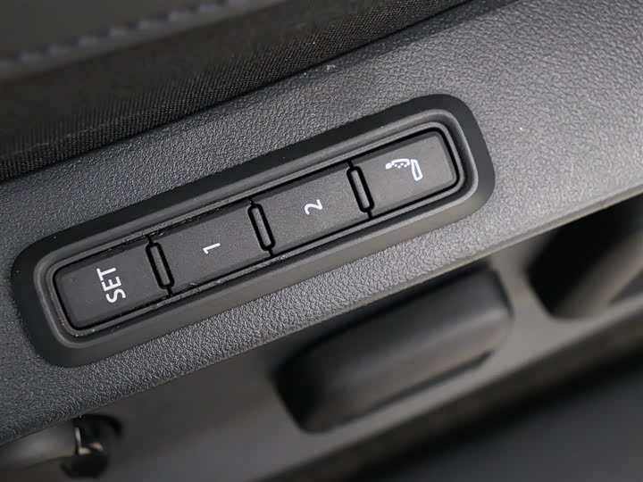 Фото 8 - Volkswagen ID.Unyx