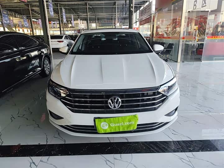 Фото 3 - Volkswagen Sagitar L