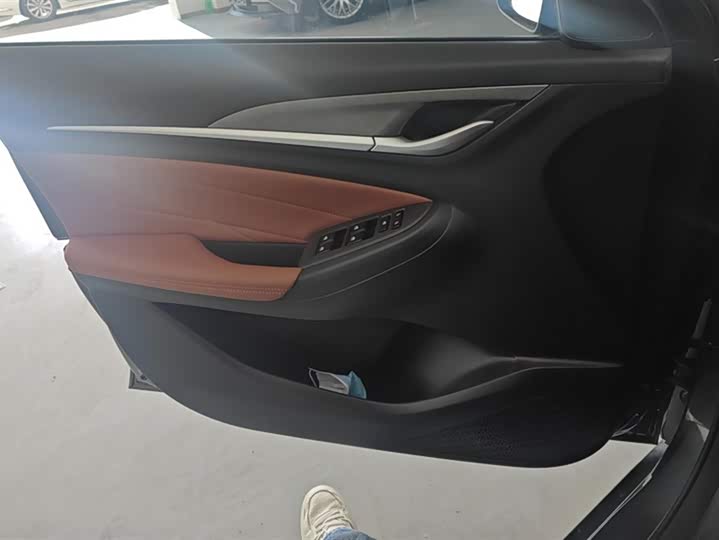 Фото 7 - Changan Eado Plus