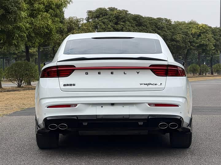 Фото 5 - Geely Preface