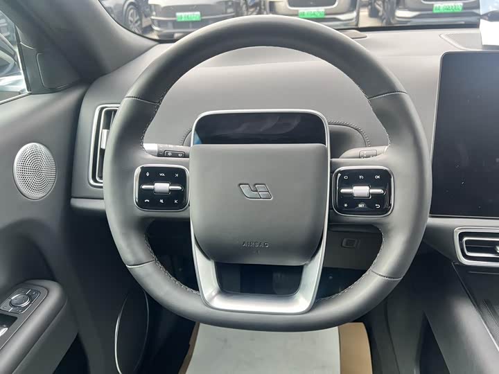 Фото 7 - LiXiang L9