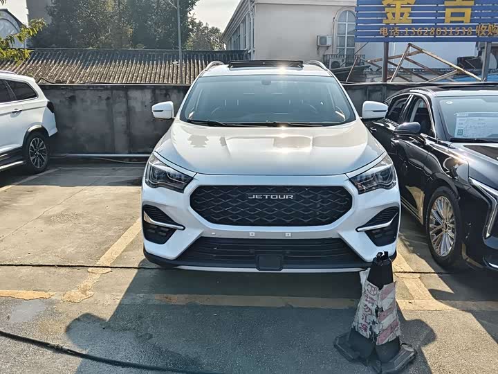 Фото 2 - Jetour X90