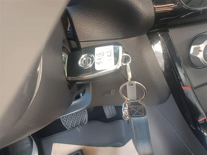 Фото 9 - Nissan Sylphy