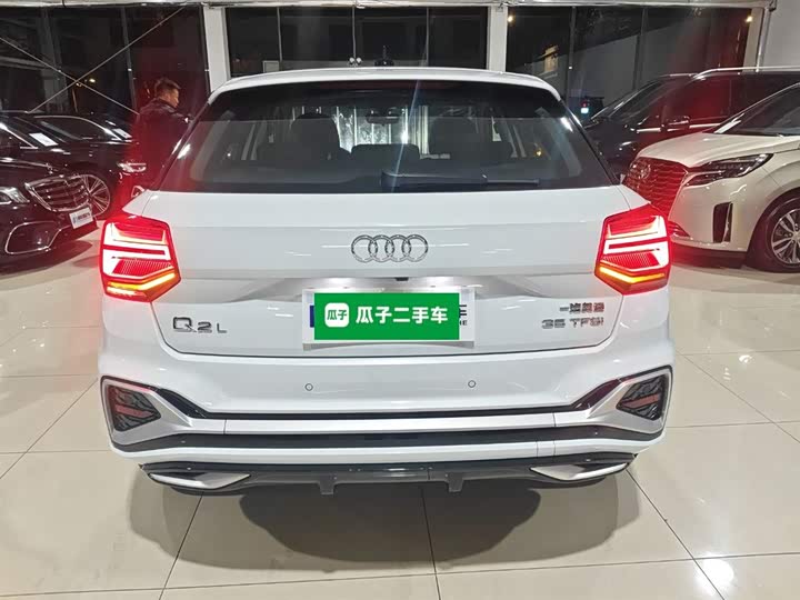 Фото 6 - Audi Q2L