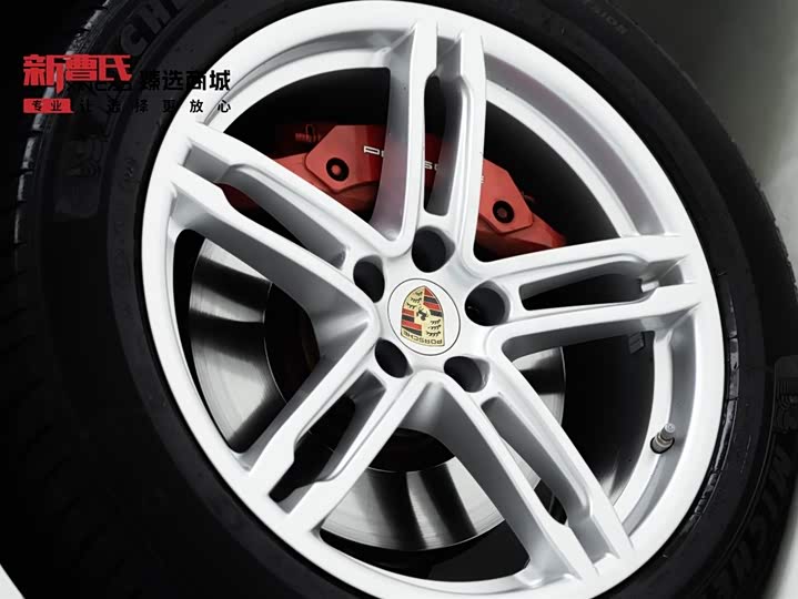 Фото 5 - Porsche Macan