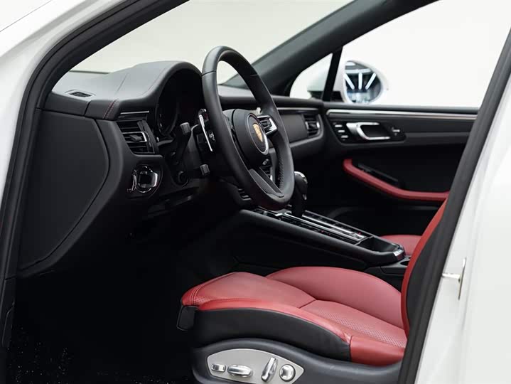 Фото 9 - Porsche Macan