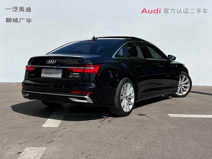 Фото 4 - Audi A6L
