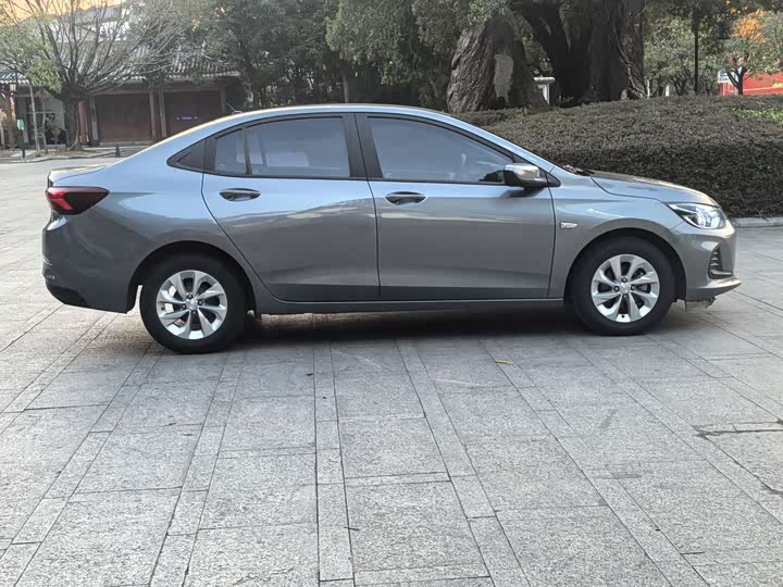 Фото 7 - Chevrolet Onix (Cavalier)