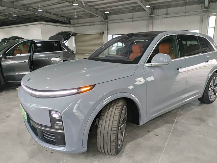 Фото 1 - LiXiang L7