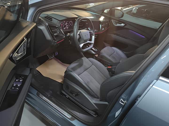 Фото 9 - Audi Q4 e-tron