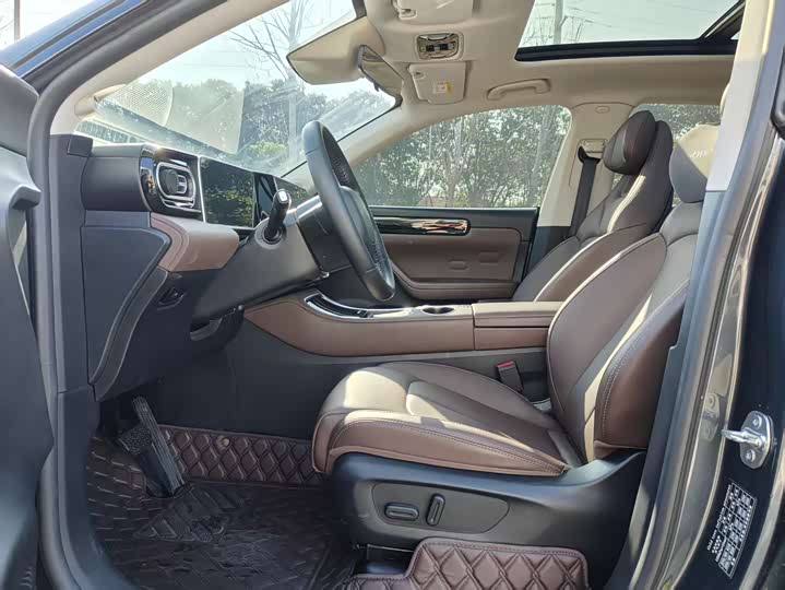 Фото 7 - Leapmotor C11