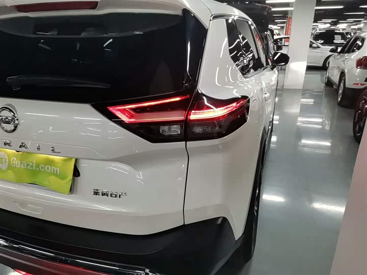 Фото 8 - Nissan X-Trail