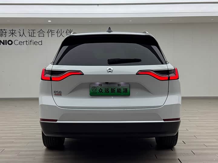 Фото 6 - Nio ES8