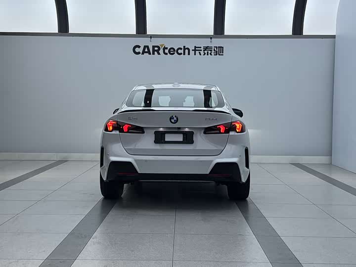 Фото 3 - BMW 2 Series