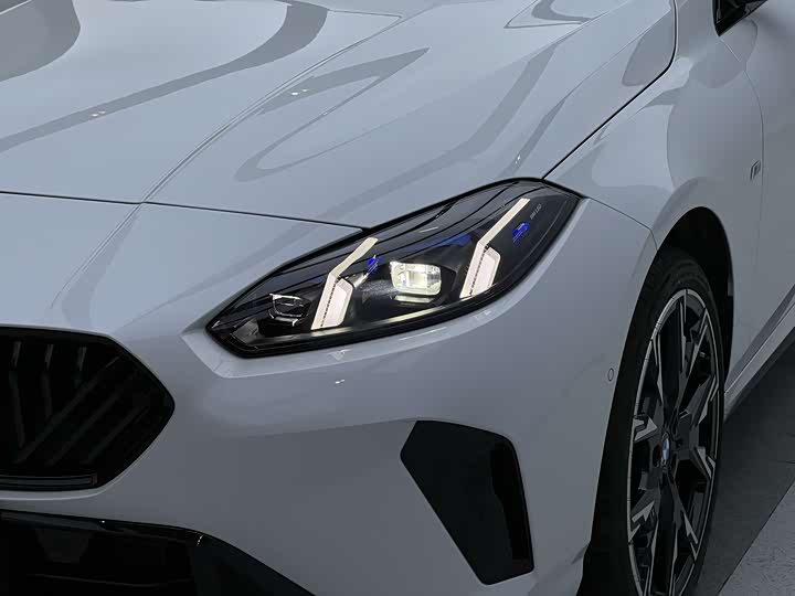 Фото 6 - BMW 2 Series