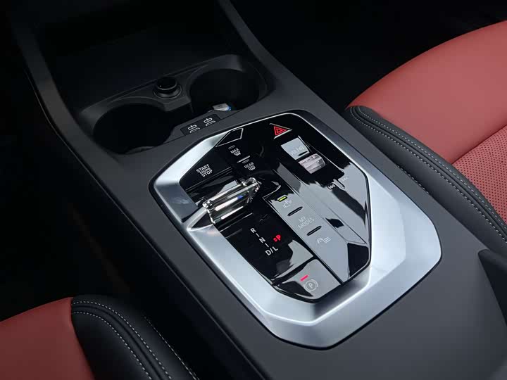 Фото 9 - BMW 2 Series