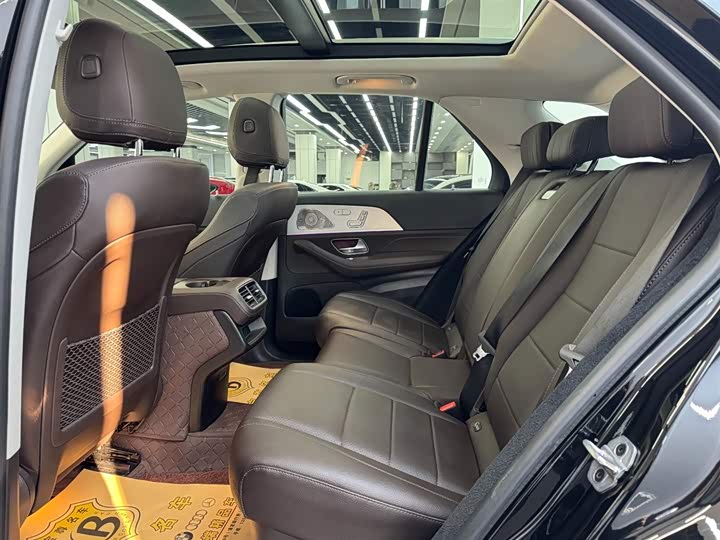 Фото 8 - Mercedes-Benz GLE-Class