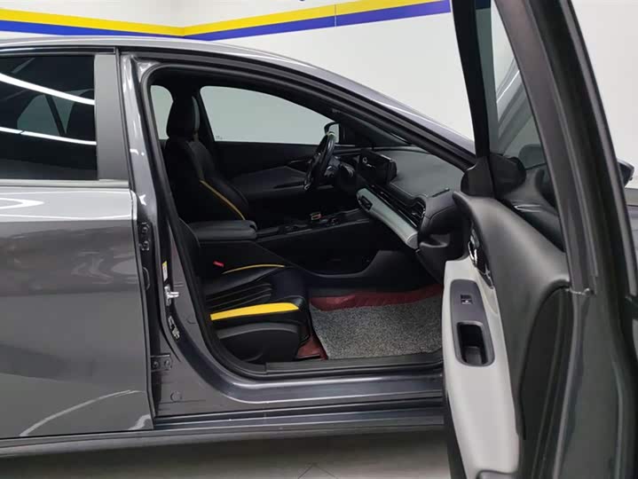 Фото 8 - GAC Trumpchi Empow R