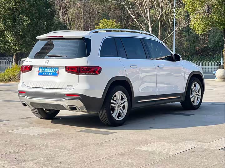 Фото 7 - Mercedes-Benz GLB-Class