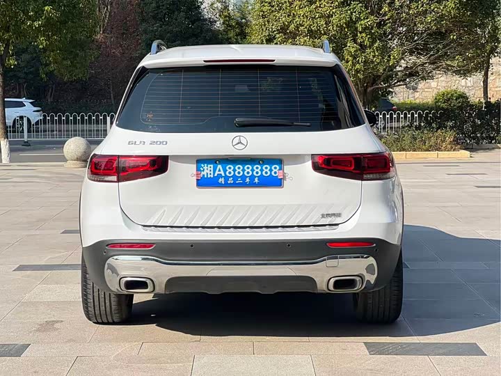 Фото 8 - Mercedes-Benz GLB-Class