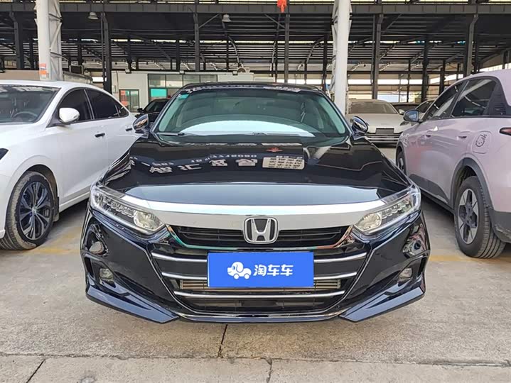 Фото 2 - Honda Accord