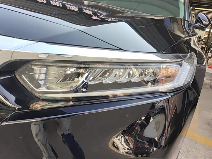 Фото 5 - Honda Accord