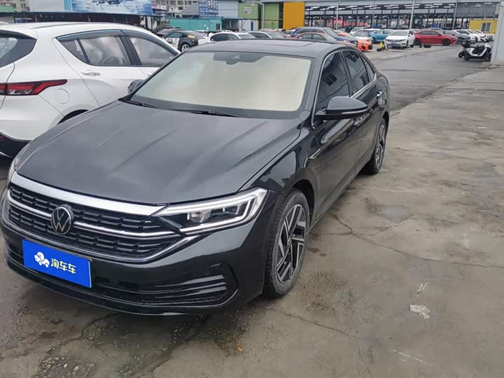 Фото 1 - Volkswagen Sagitar L