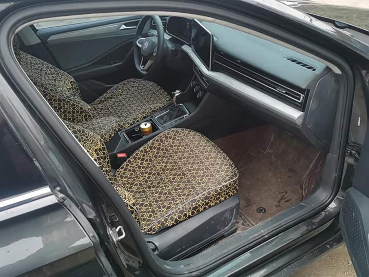 Фото 8 - Volkswagen Sagitar L