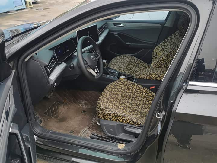 Фото 9 - Volkswagen Sagitar L