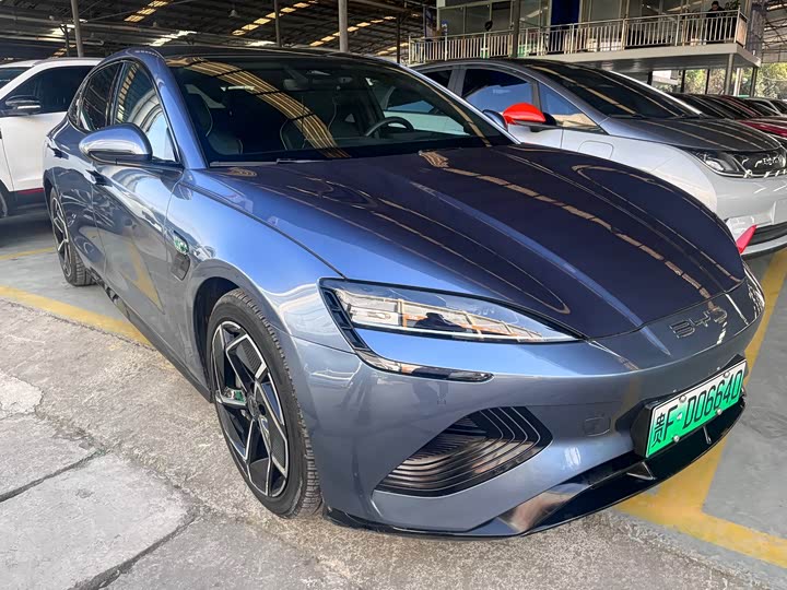 Фото 3 - BYD Seal