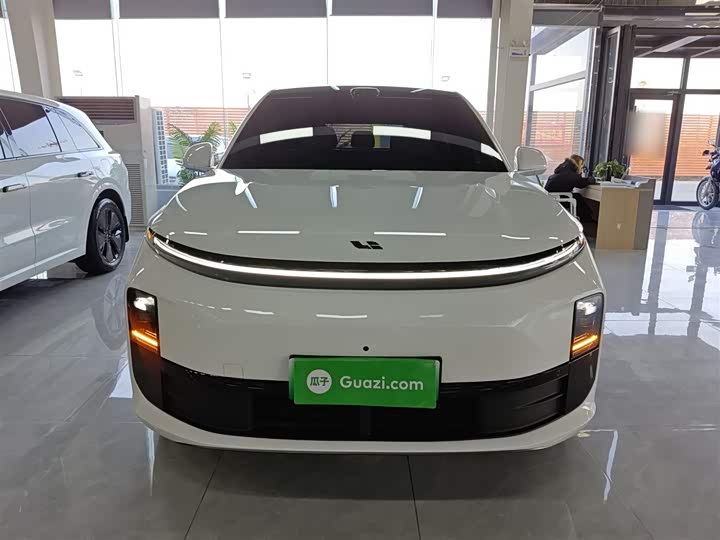 Фото 3 - LiXiang L6