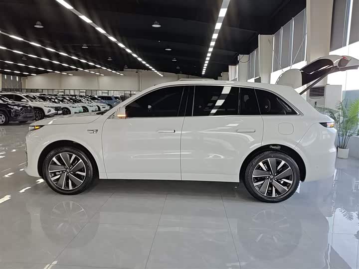 Фото 5 - LiXiang L6