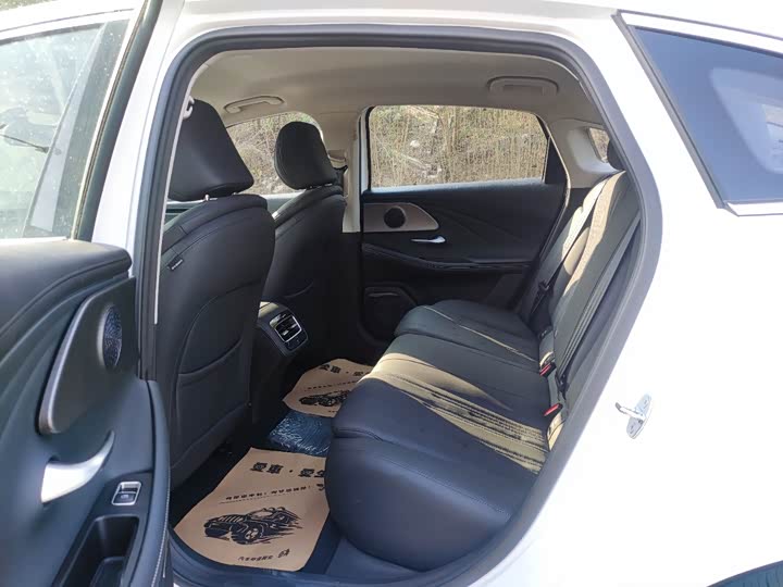 Фото 7 - Chery Fulwin A8