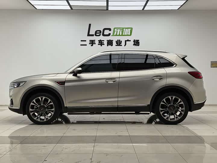 Фото 2 - Hongqi HS5