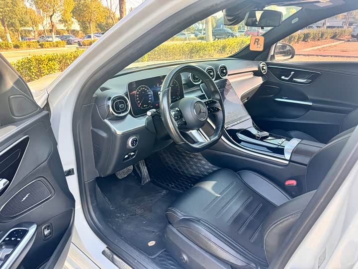 Фото 8 - Mercedes-Benz C-Class