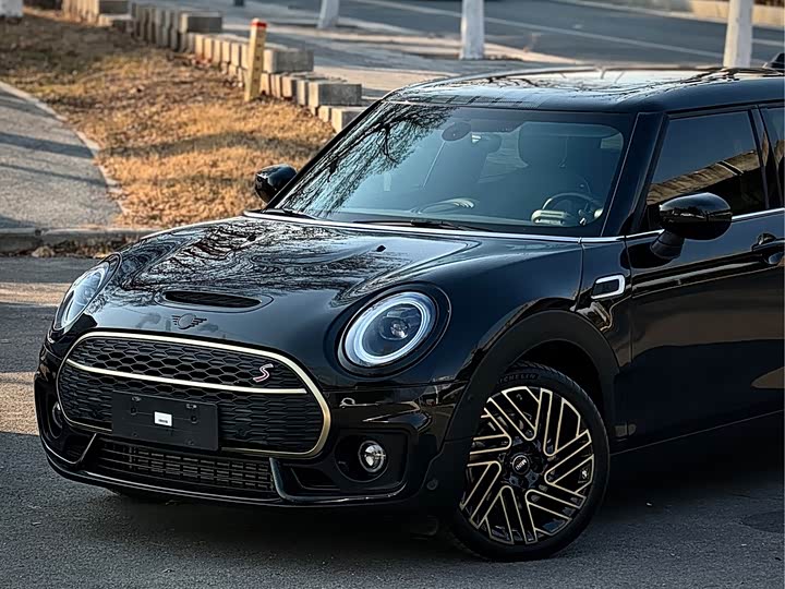 Фото 2 - Mini Clubman