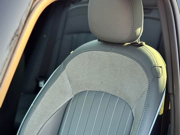 Фото 9 - Mini Clubman