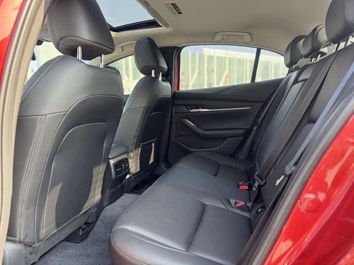 Фото 6 - Mazda 3 (Axela)